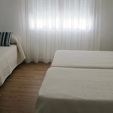 Onteniente ゲストハウス 3*